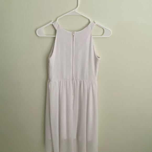 IZbyer white high low dress w/ cut away neckline - Picture 5 of 5